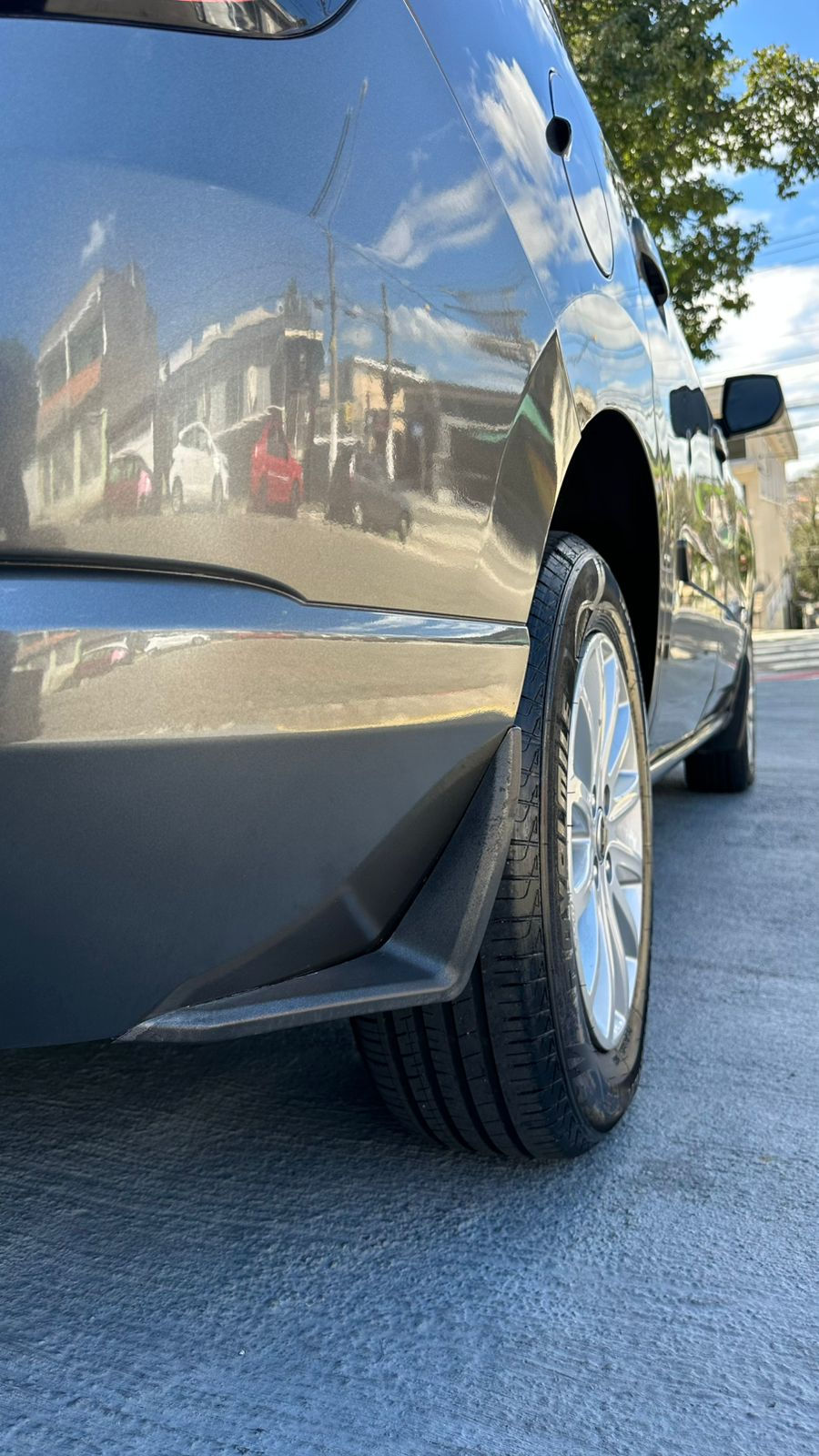 Miniatura: SPIN LT 2013 COMPLETA AUTOMATICA 1.8 FLEX