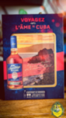 Ron Santiago de Cuba extra añejo 11 años gift pack met 2 glazen
