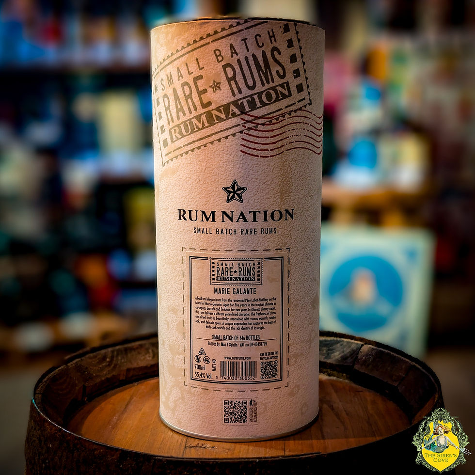Thumbnail: Rum Nation Small Batch Rare Rums Marie Galante 7 Years Old 2017 - 2025 koker achterkant