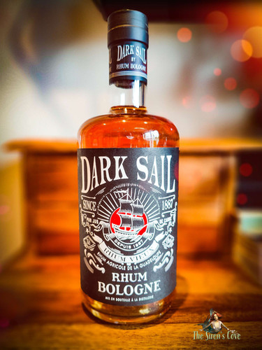Dark Rhum Color Rhum Bologne Dark Sail | The Siren's Cove Rum