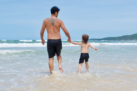 Pai e Filho LEAF SURFWEAR.jpeg