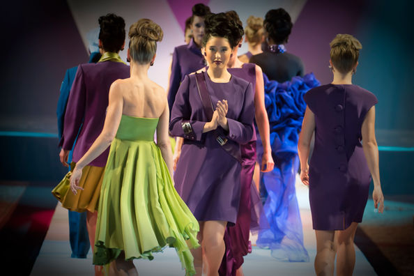 Défilé de mode de Richard Robinson Maître Couturier.