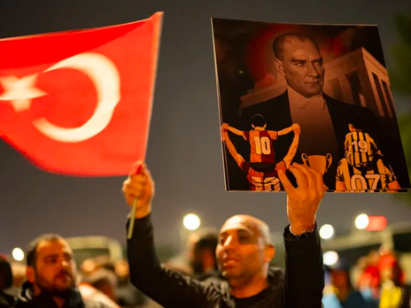 Fenerbahçe and Galatasaray Do Not Allow the Saudi Arabian Administration to Disrespect their National Value, Atatürk