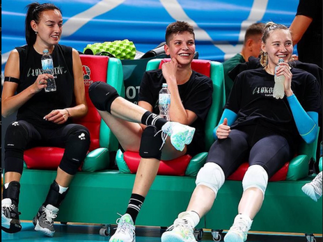 Ebrar Karakurt’s Volleyball Journey and Outstanding Performance in Her New Team