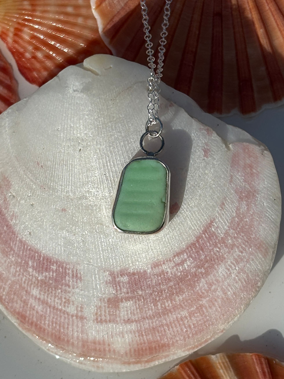 Thumbnail: Green milk glass pendant 