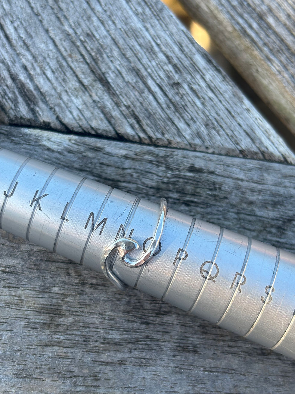 Thumbnail: “O”Wave ring