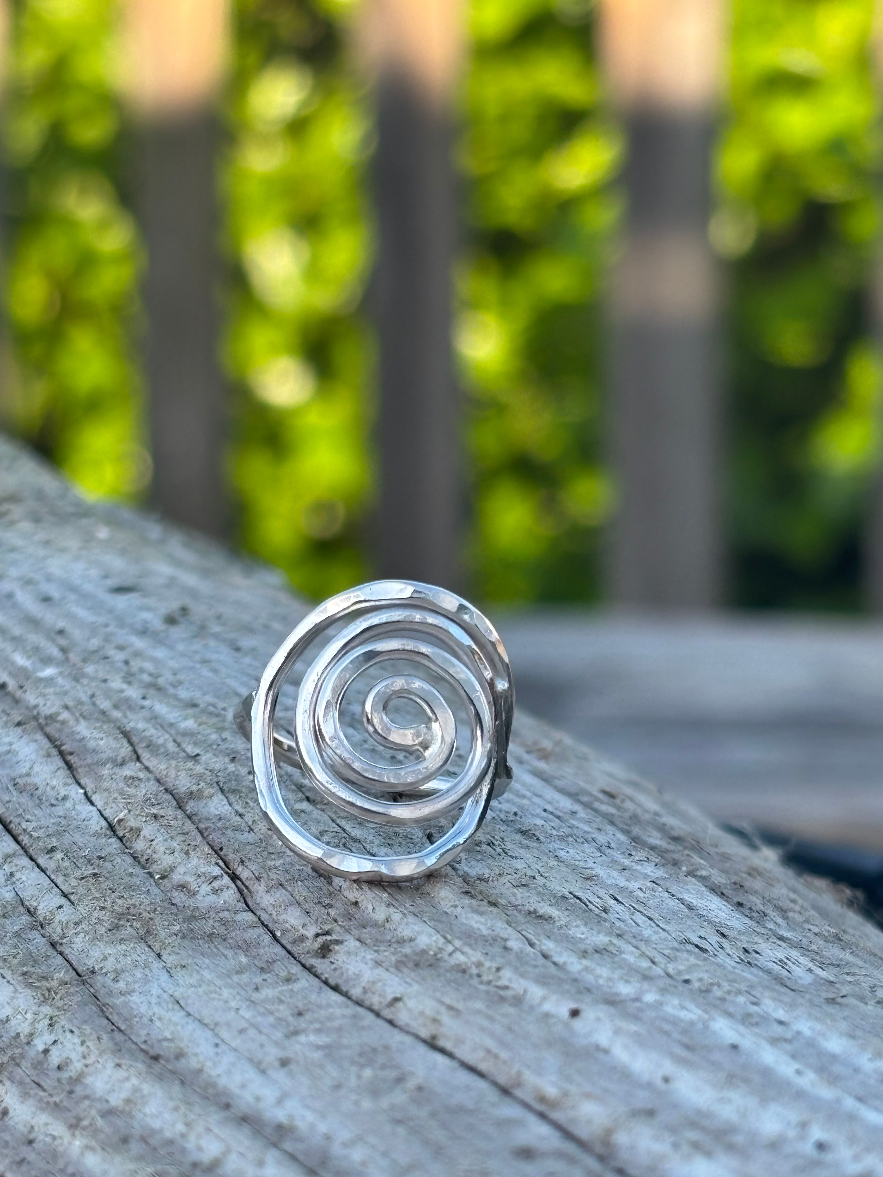 “J” Spiral ring 