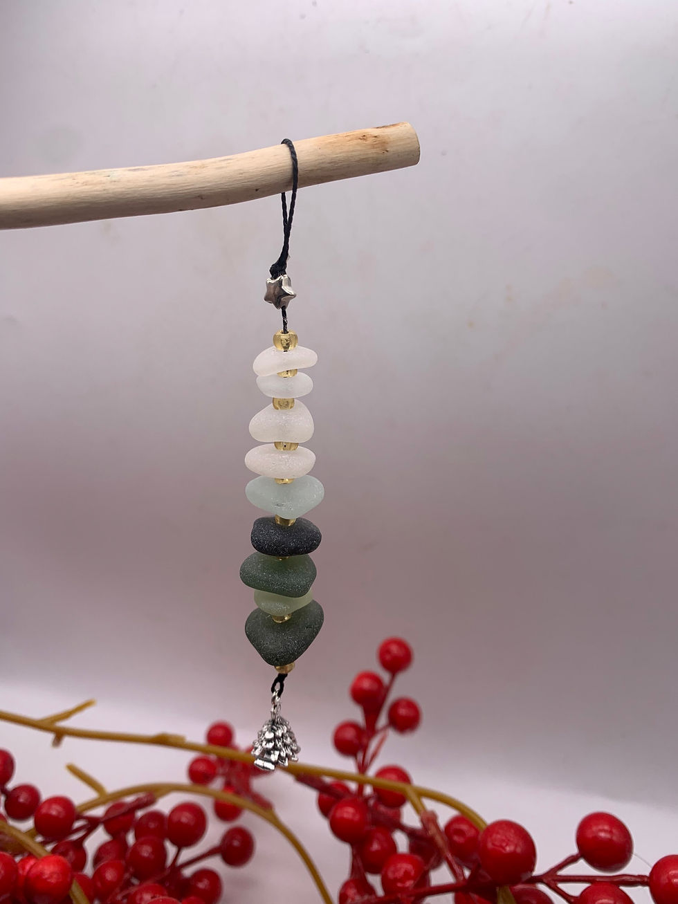 Thumbnail: Folkestone sea glass decoration 