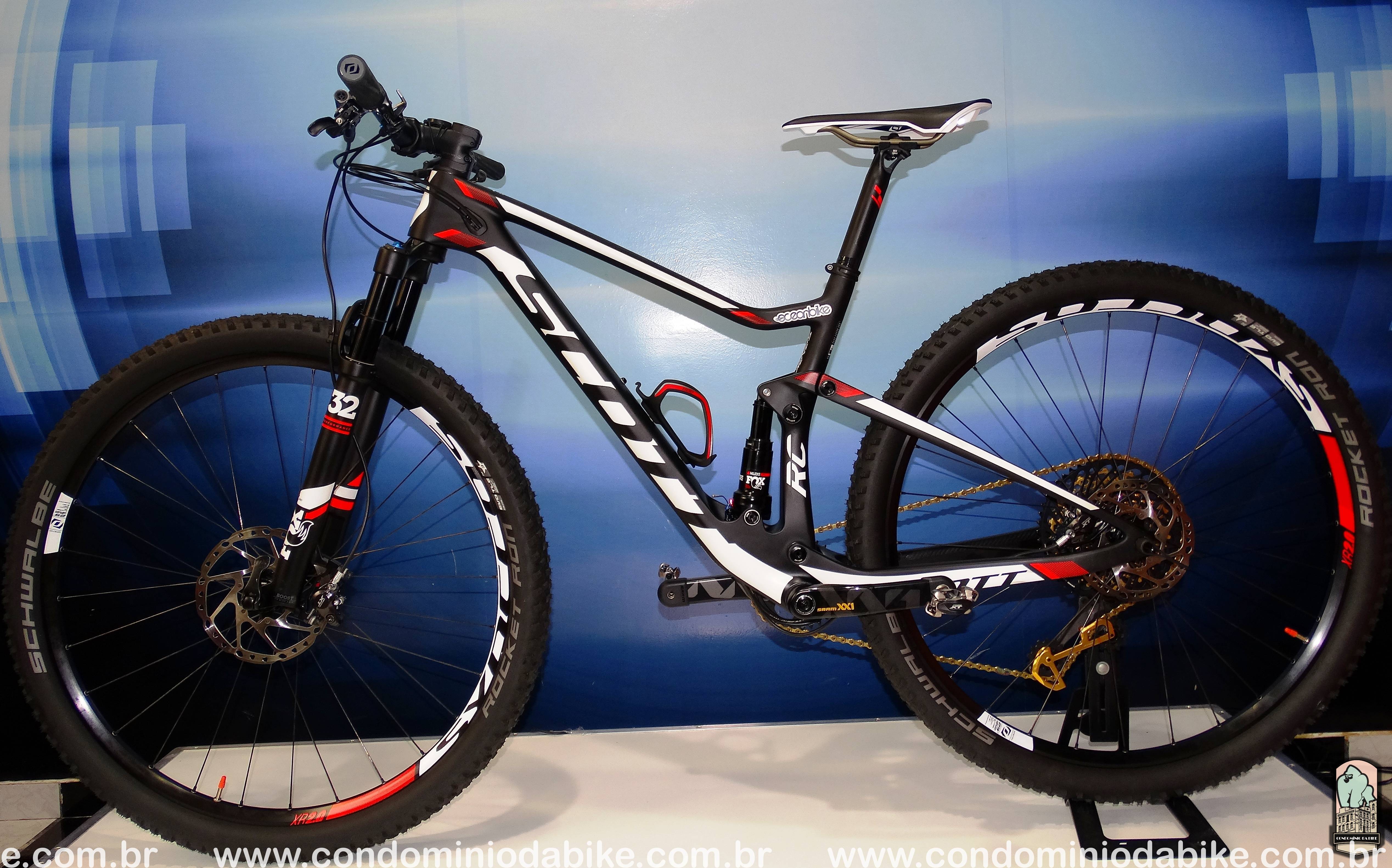 Scott Spark RC 900 PRO 2017 (02)