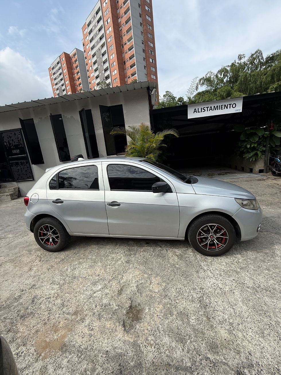 Miniatura: VOLKSWAGEN GOL POWER