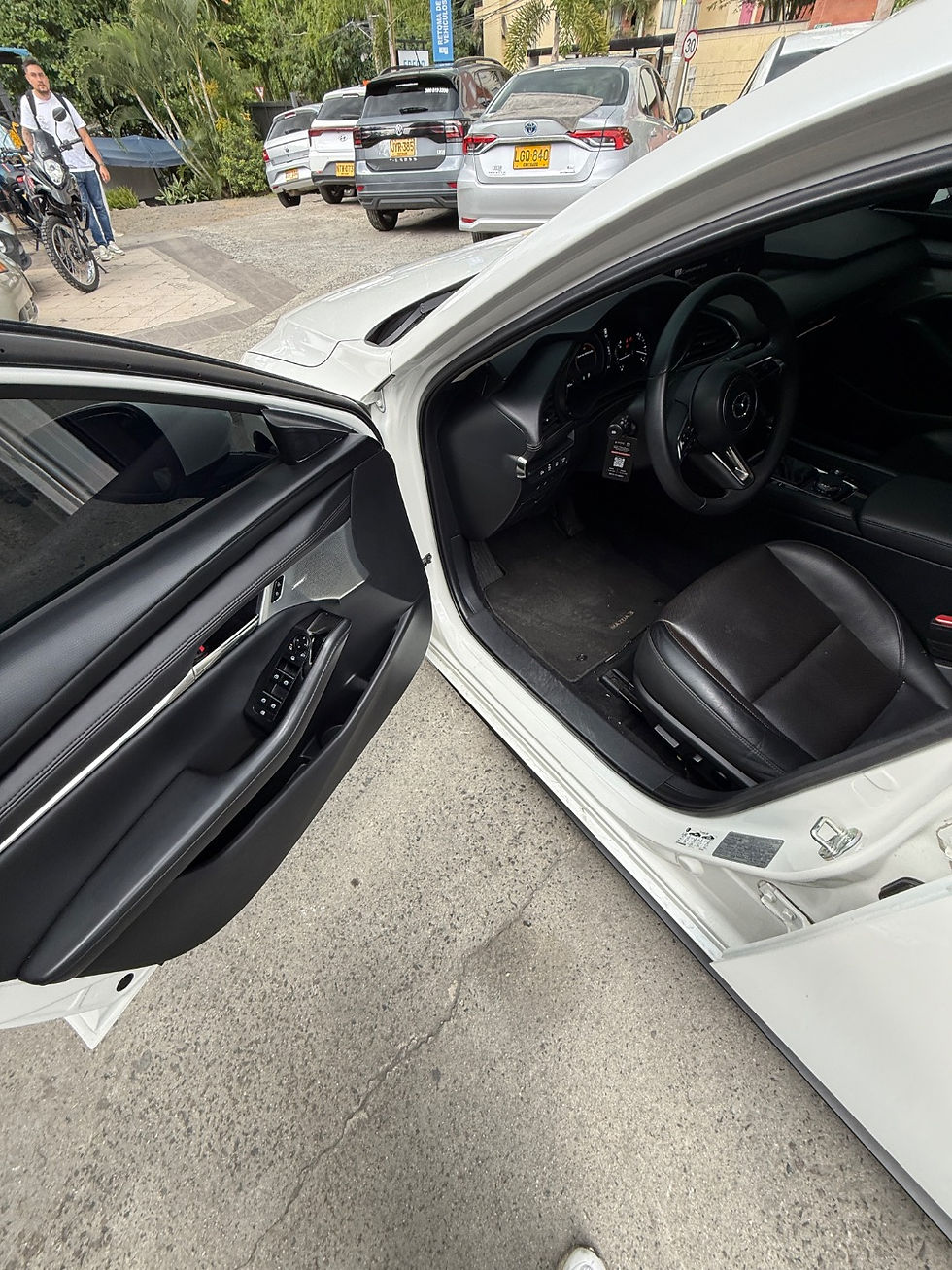 Miniatura: MAZDA 3 GRAND TOURING
