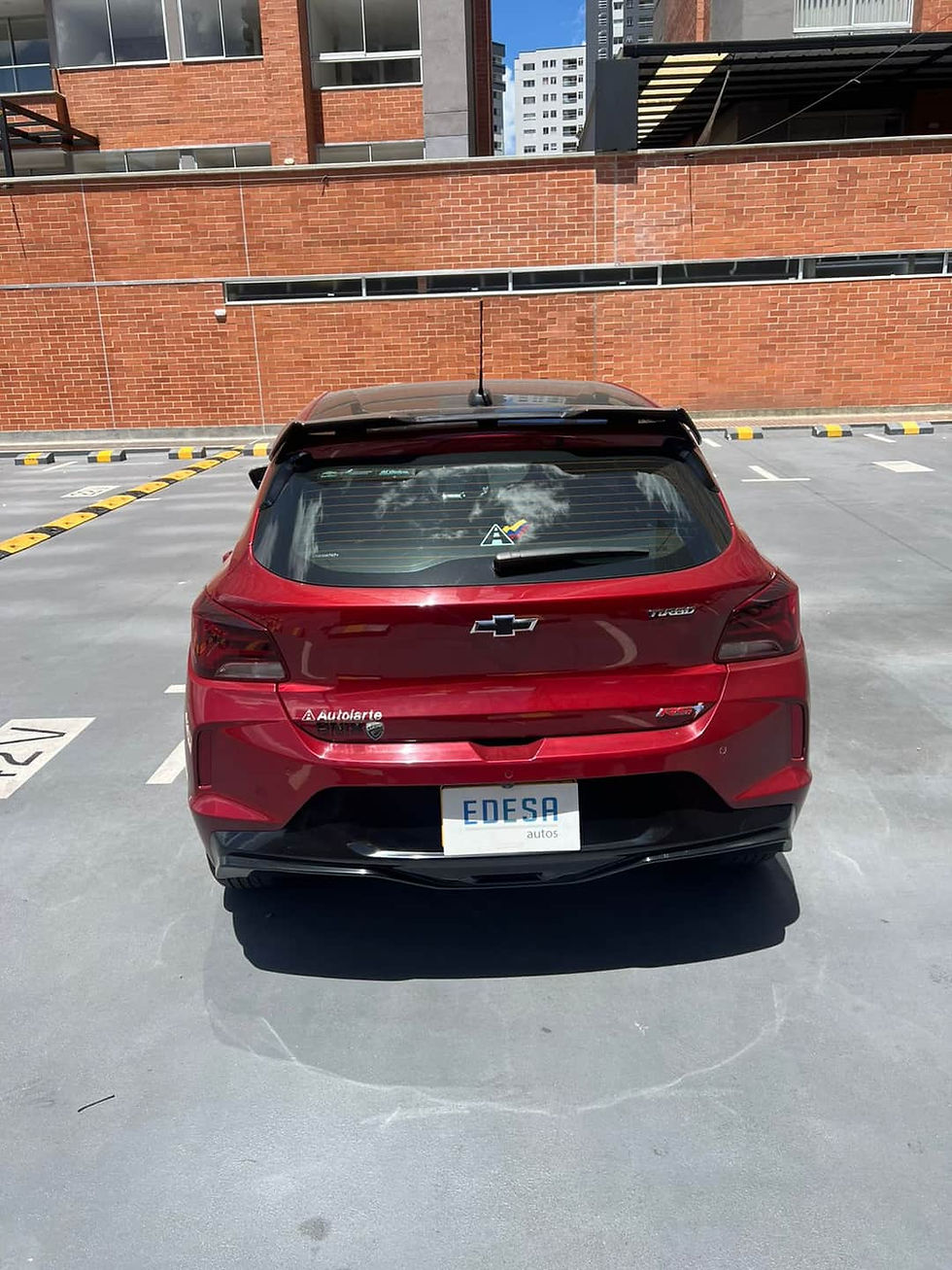 Miniatura: CHEVROLET ONIX