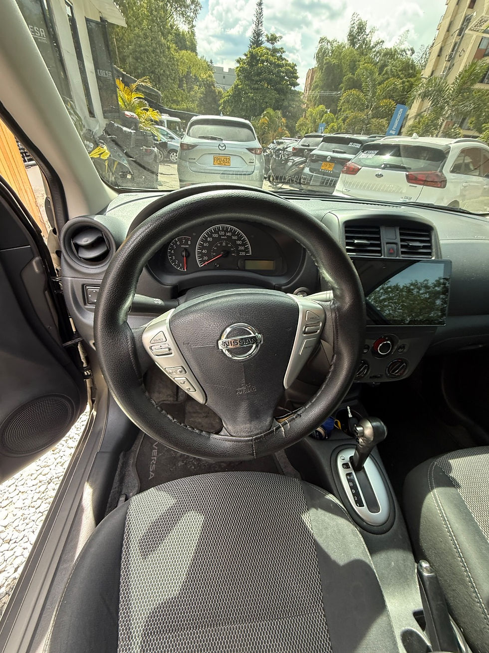 Miniatura: NISSAN VERSA ADVANCE