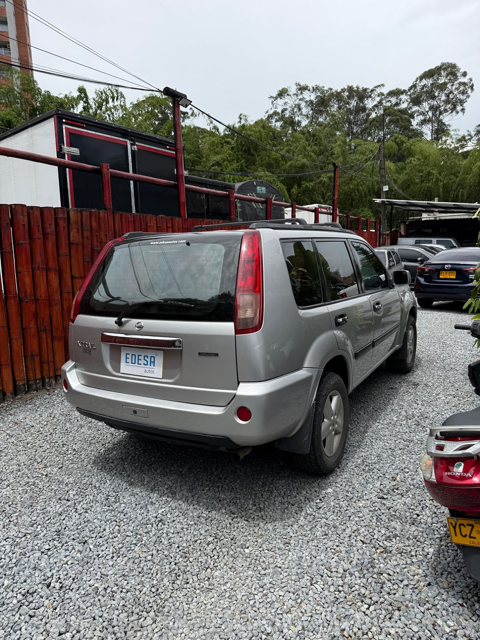 Miniatura: NISSAN X-TRAIL T30