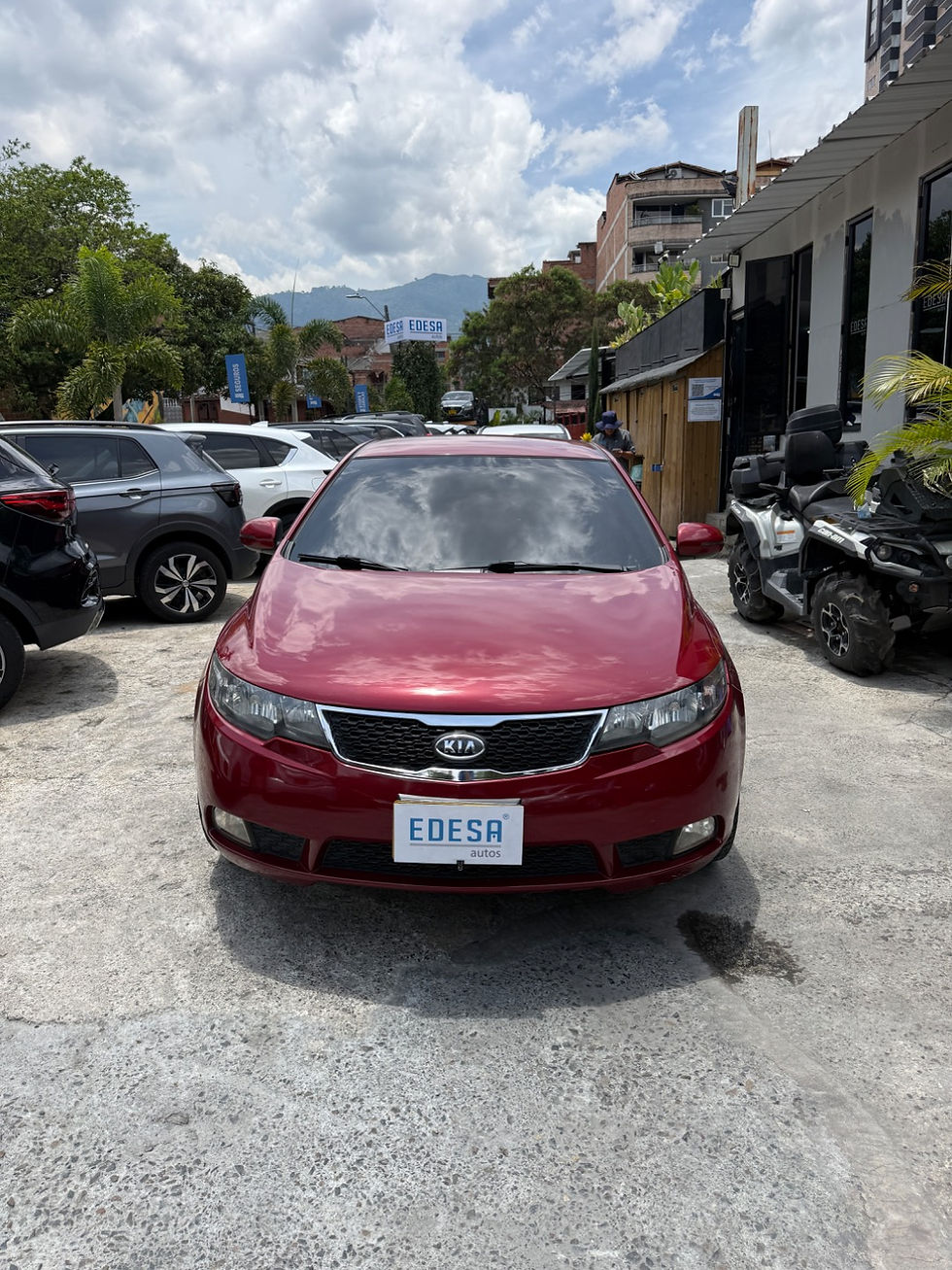Miniatura: KIA CERATO FORTE SX