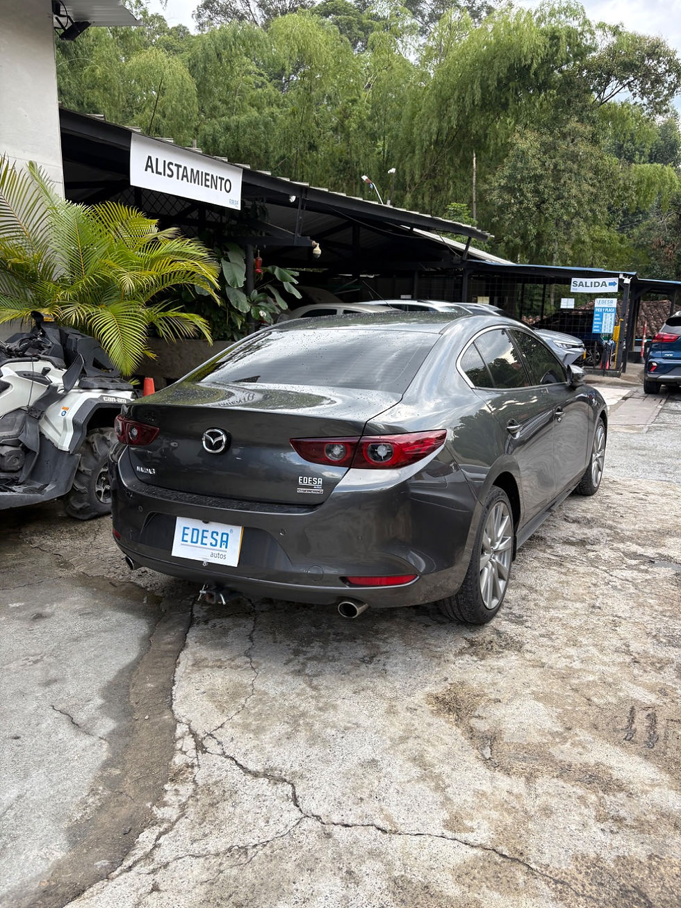 Miniatura: MAZDA 3 GRAND TOURING,