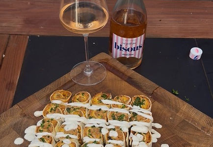 Wraps met pulled chicken en cheddar van de BBQ