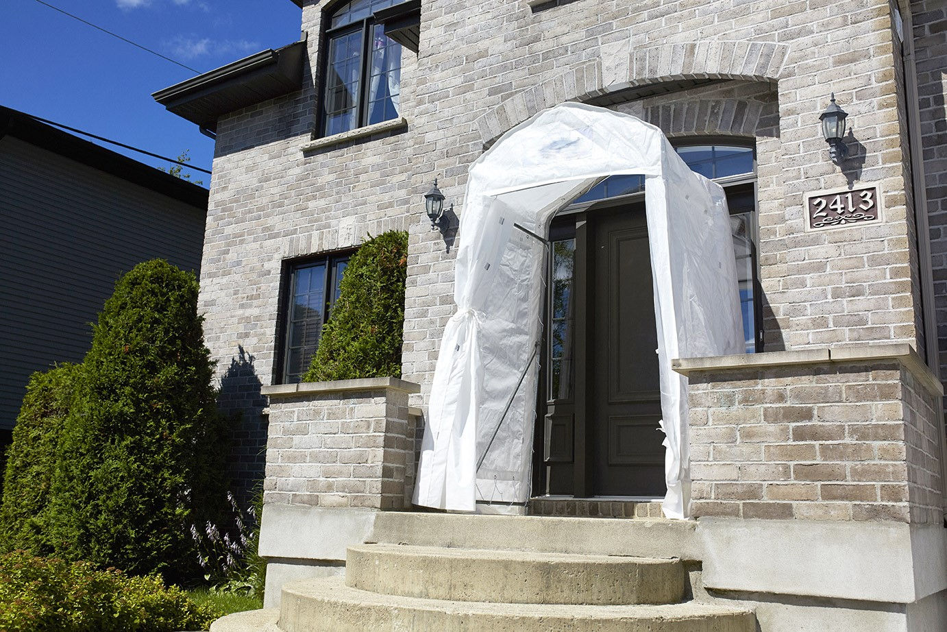 Vestibule 51″x41″