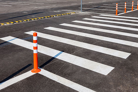 Retail center parking lot repaint in Baytown