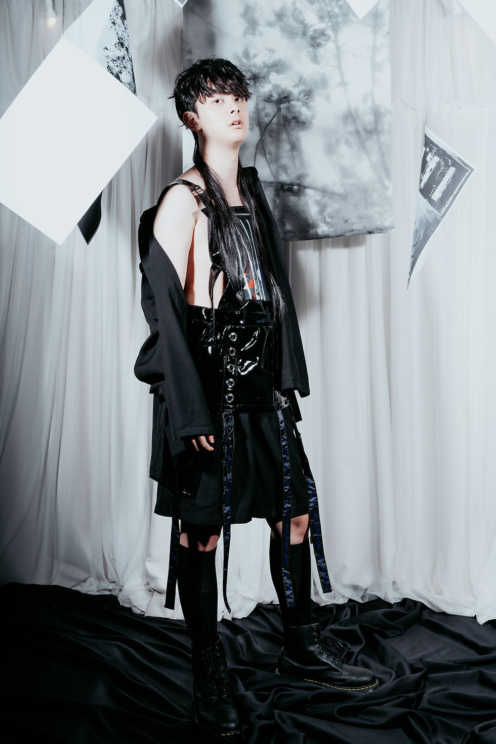サムネイル： STRAPS SHORT PANTS