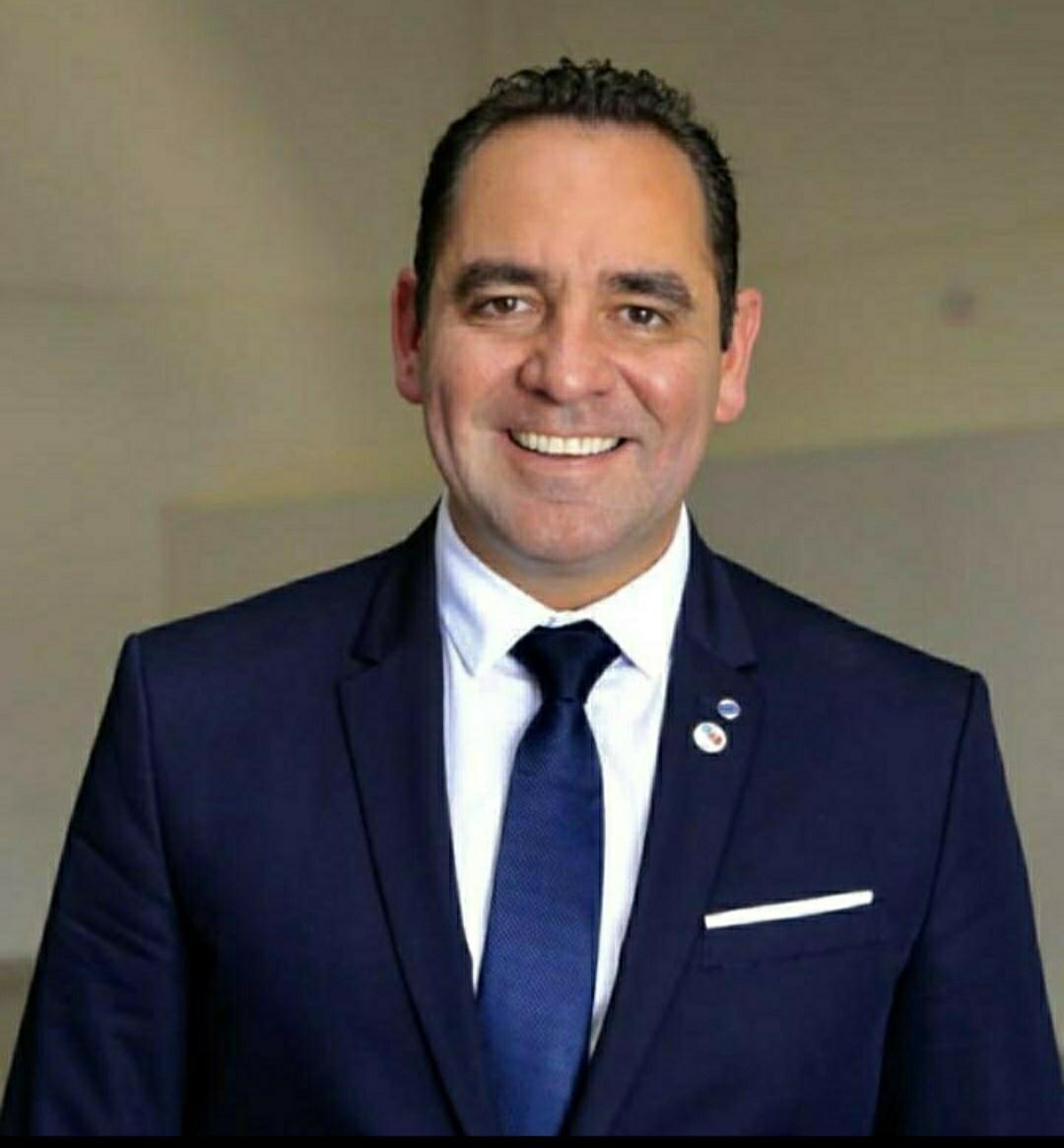 HÉLIO GUSTAVO ALVES