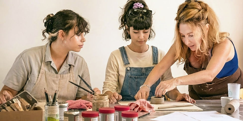 Ateliers Kremena _edited.jpg