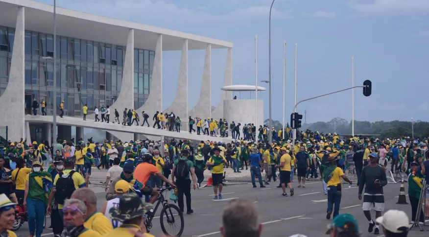 invasao_brasilia-8.webp