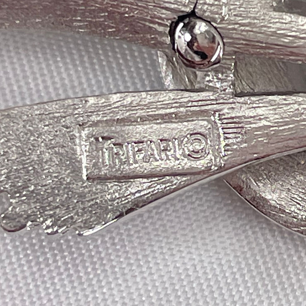 Miniatura: Trifari