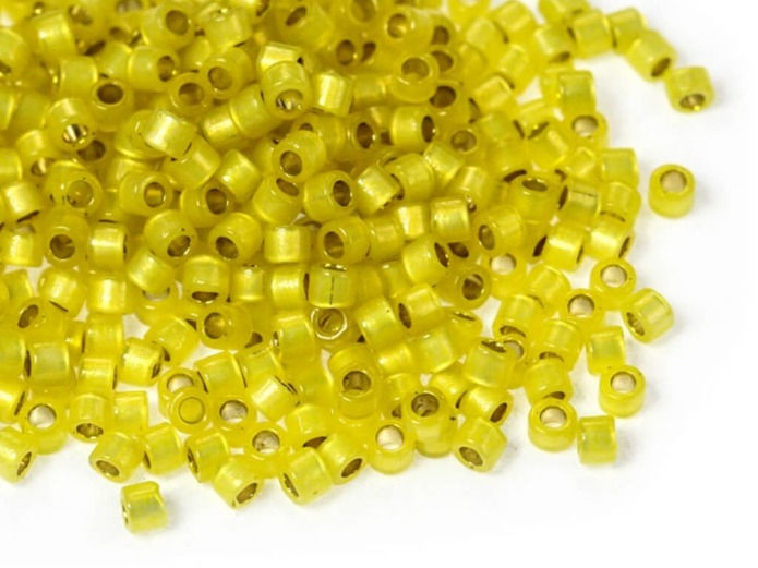 Thumbnail: DB2187    Duracoat Silver Lined Dyed SF Citron