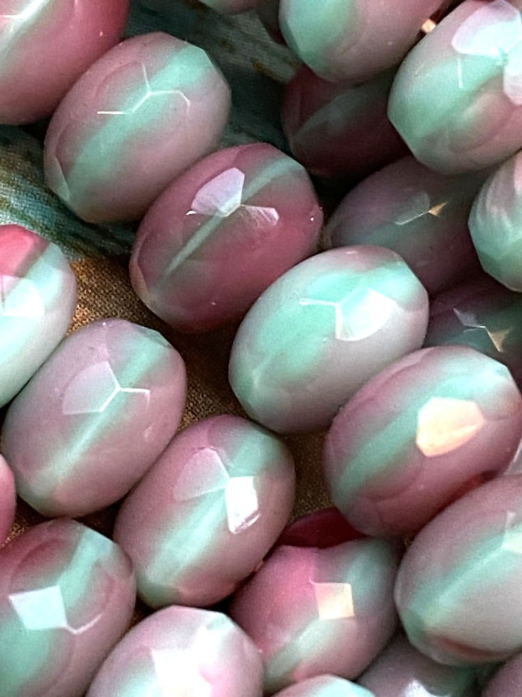Thumbnail: RON-390  9x6mm CZ Rondelle Opaque Mint with Fuchsia
