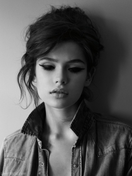Black And White Photography Of Models Three Column Blogger