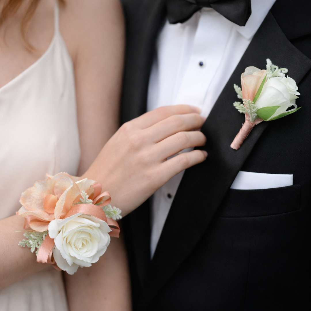 Rose Gold Wrist Corsage Set