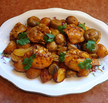 תפודים אפויים בשילוב פרגיות ופטריות