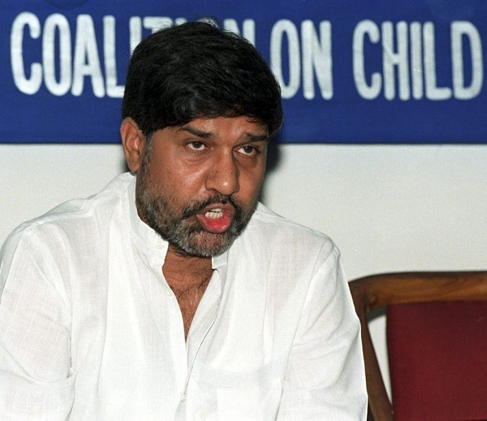 916427-kailash-satyarthi-1999.jpg