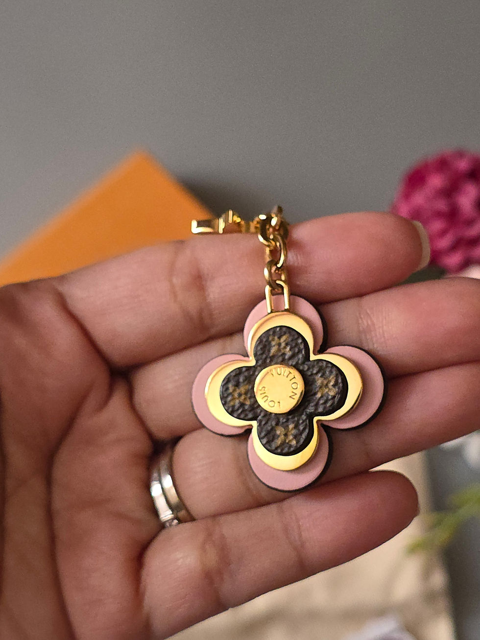 Thumbnail: Authentic Blooming Flowers BB Bag Charm & Key Holder