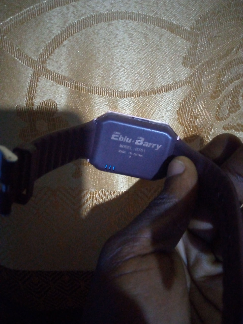 Miniature : Montre téléphone