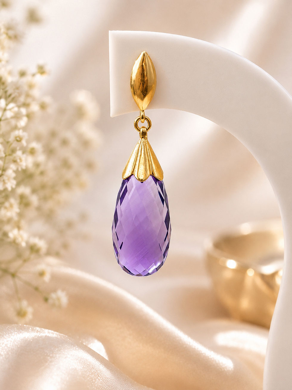 Thumbnail: Natural Amethyst Briolette Drop Earrings 