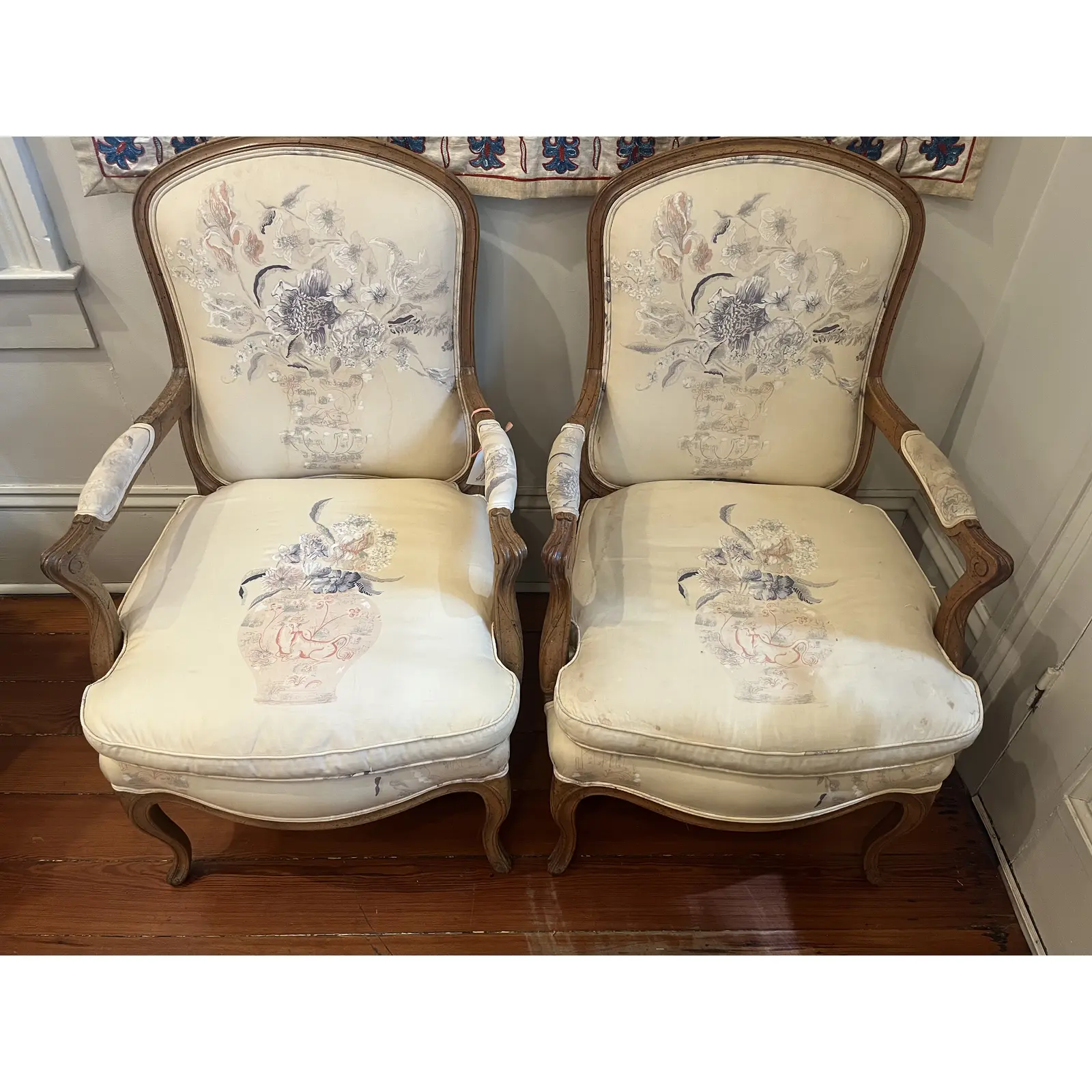 SEATING Balzac Antiques