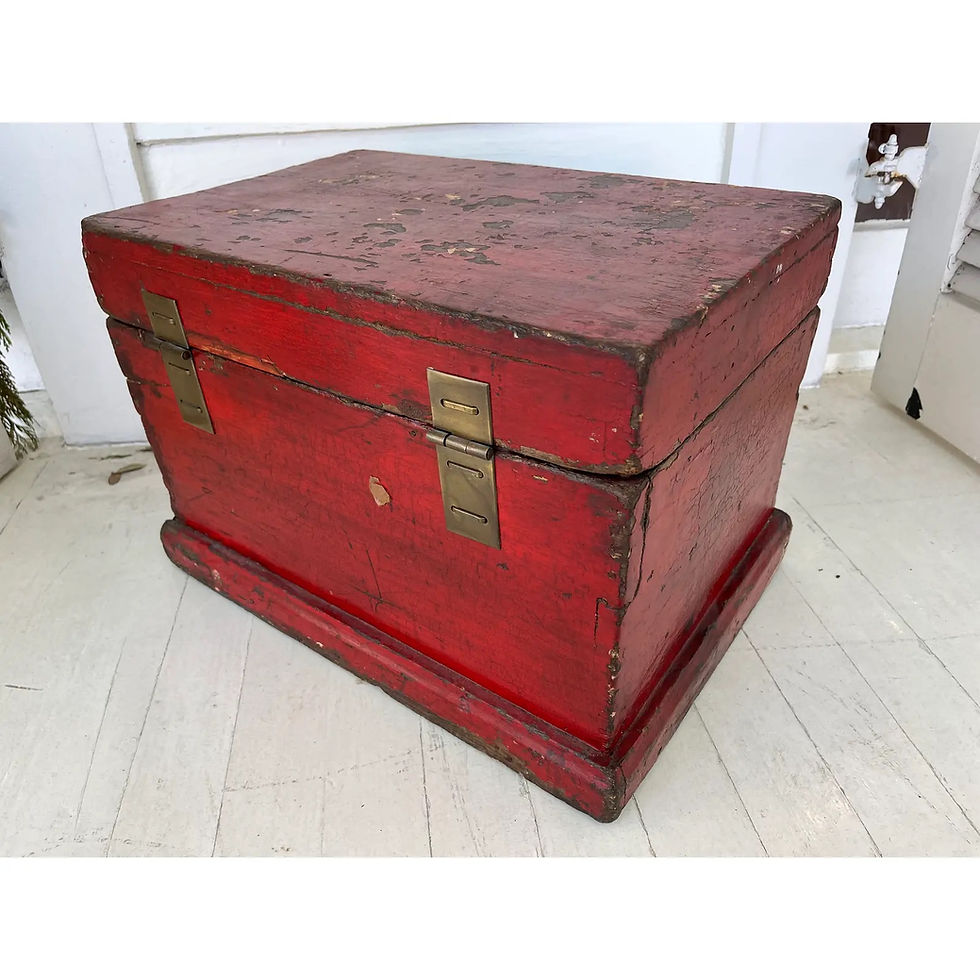 Thumbnail: Tibetan Red Painted Trunk