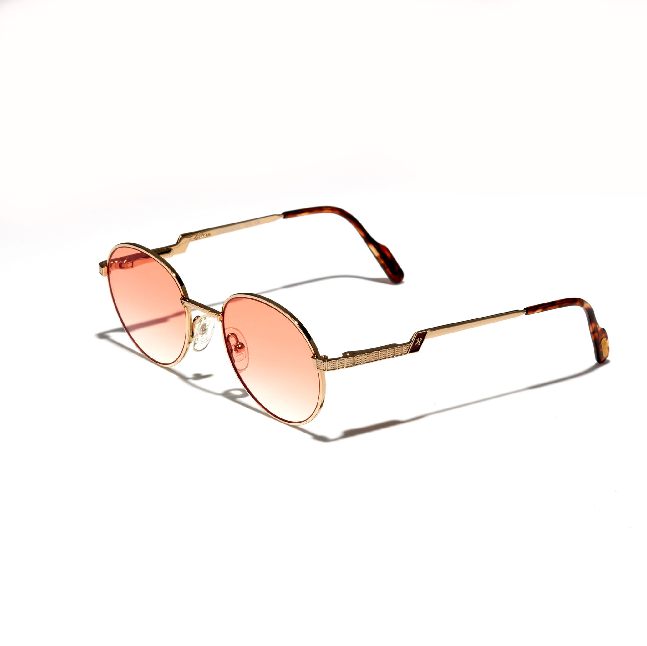 Hilton / exclusive 025 c3-pg