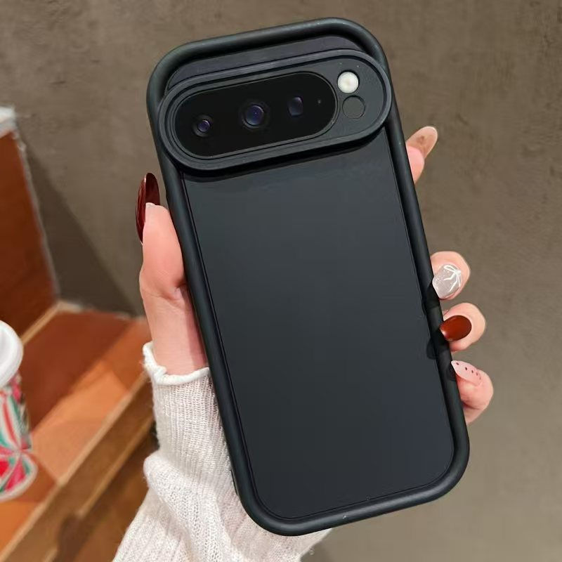 Thumbnail: All-inclusive phone case