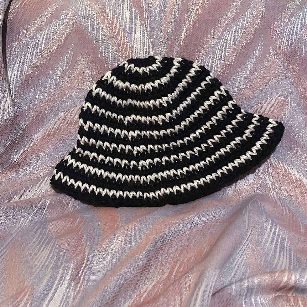 Cloud Hat - Black & White Stripe