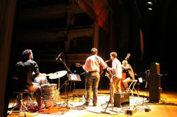 Abriendo Concierto de RON CARTER