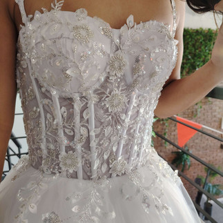 Vestido a medida alta costura Marcela Montes de Oca Punta del Este 