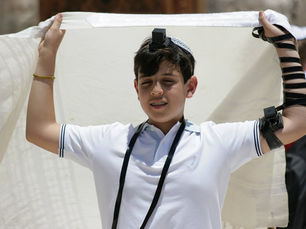 ISRAEL - 20,000 Olim Arrive