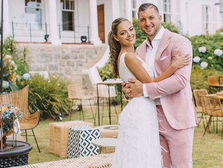 Tim Tebow Ties the Knot!