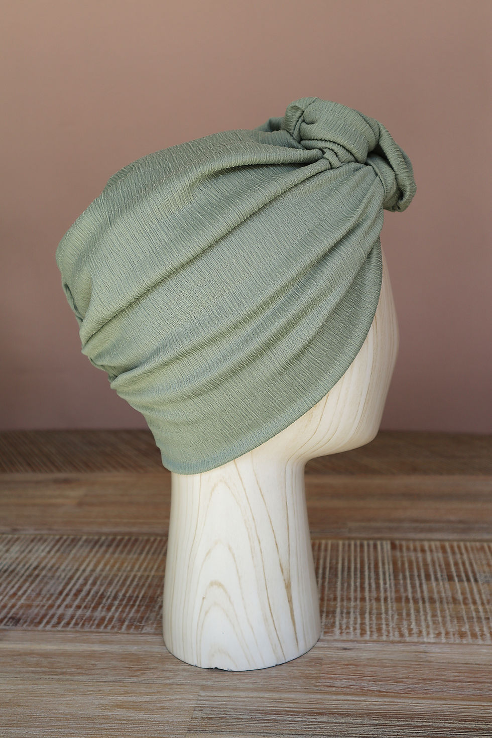 Miniature : Bonnet Uni crépon (Vert amande) (Deux déclinaisons)