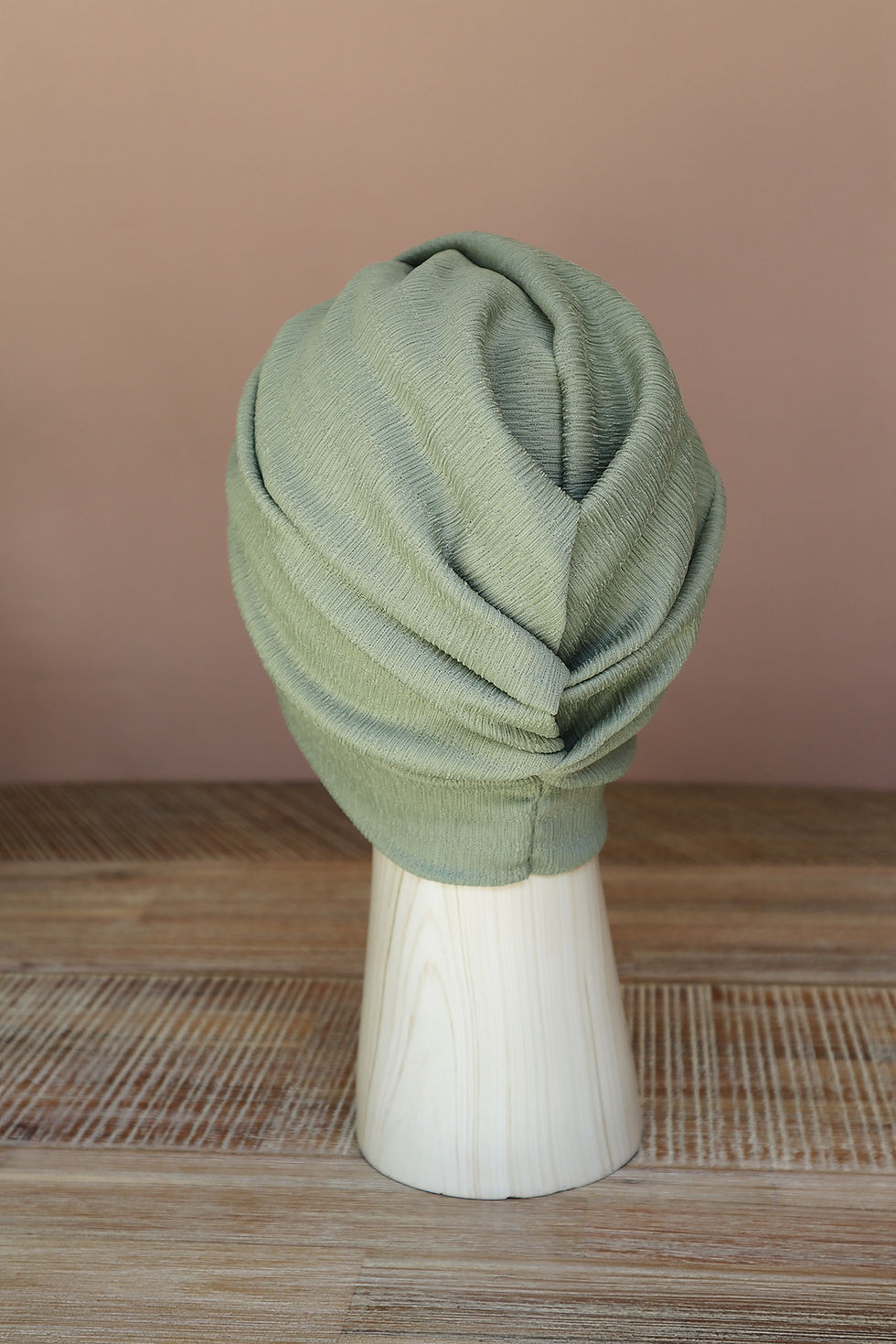 Miniature : Bonnet Uni crépon (Vert amande) (Deux déclinaisons)