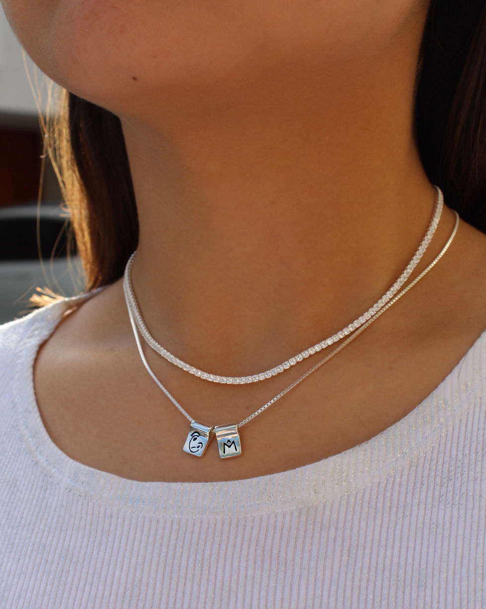Miniatura: Collar de plata con zirconias