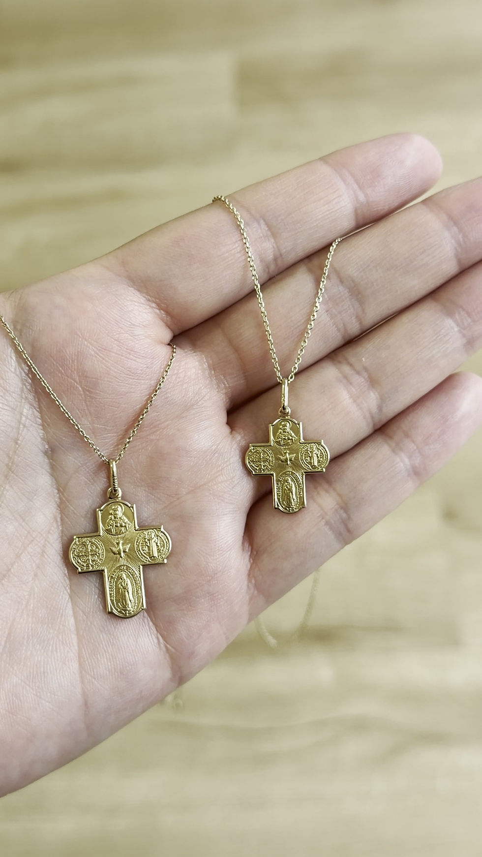 Miniatura: Dije Cruz de 4 vías oro 14k